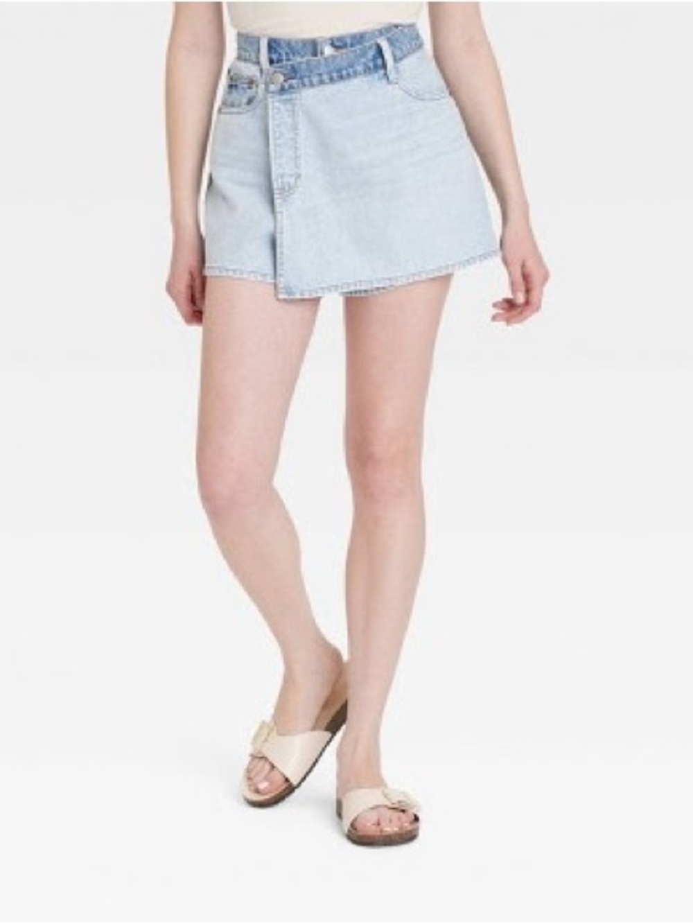 Universal Thread Women’s Wrap Denim Skort - Light Wash